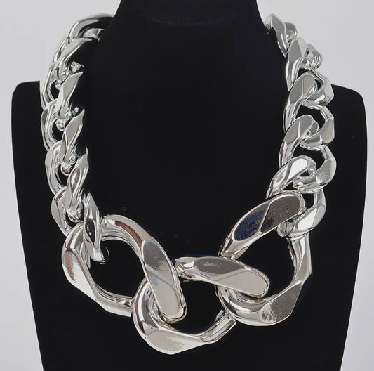 Double Link Chunky Necklace